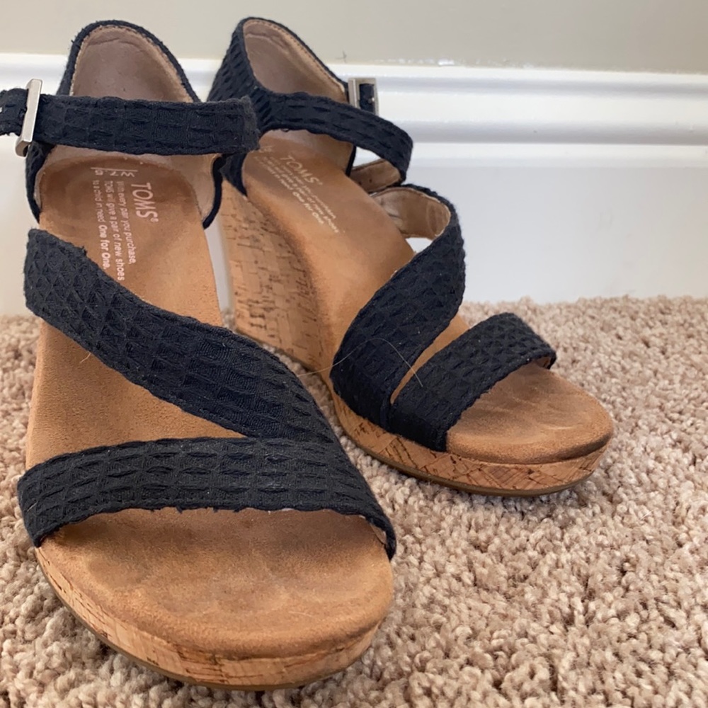 Toms Black wedge sandals